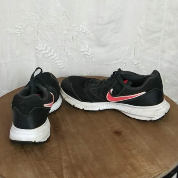 EUC Nike Downshifter 6 Womenβs Sz 7.5 π2X Host Pickπ - Picture 2 of 7